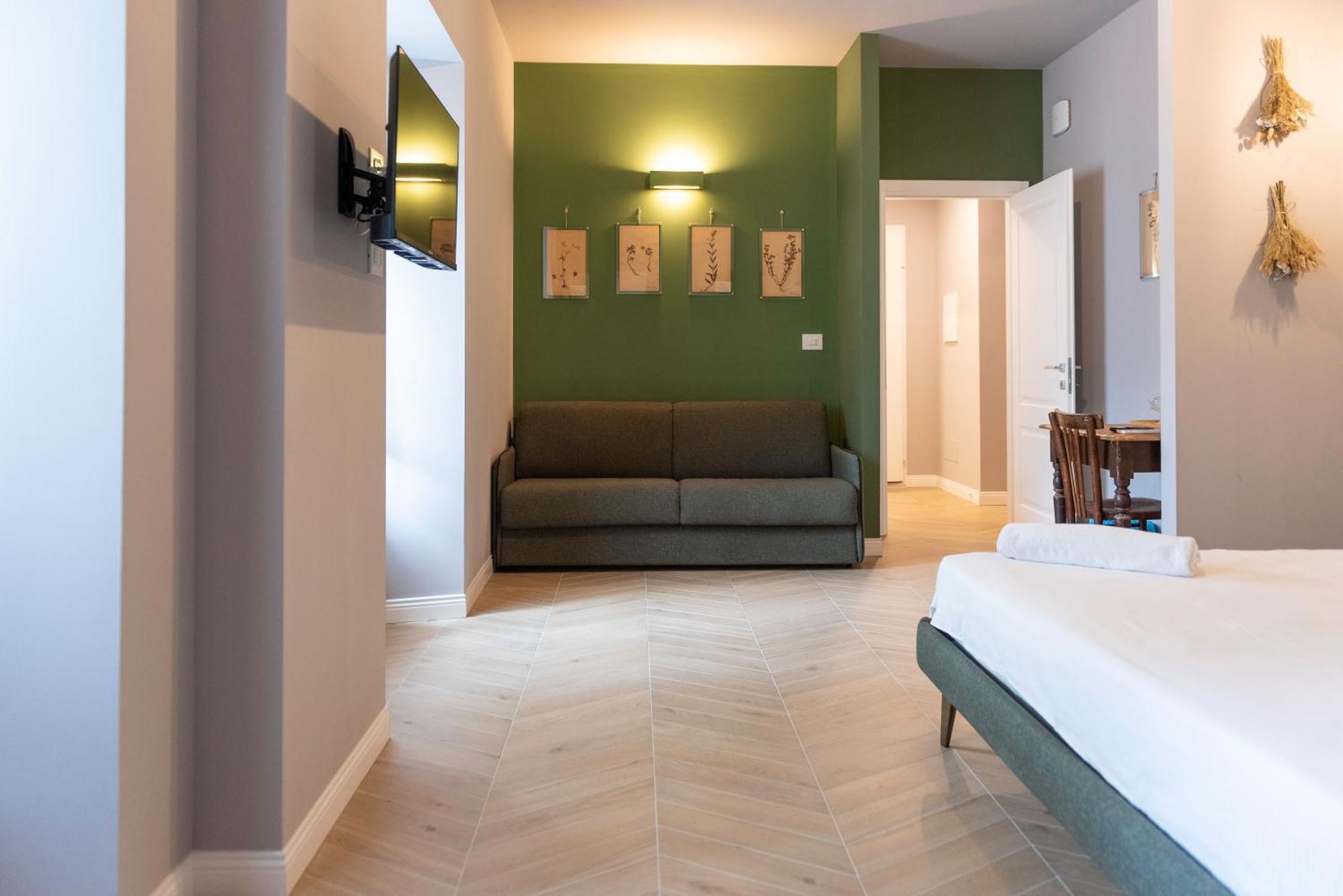 Regina Boutique Suites Trieste Exterior photo