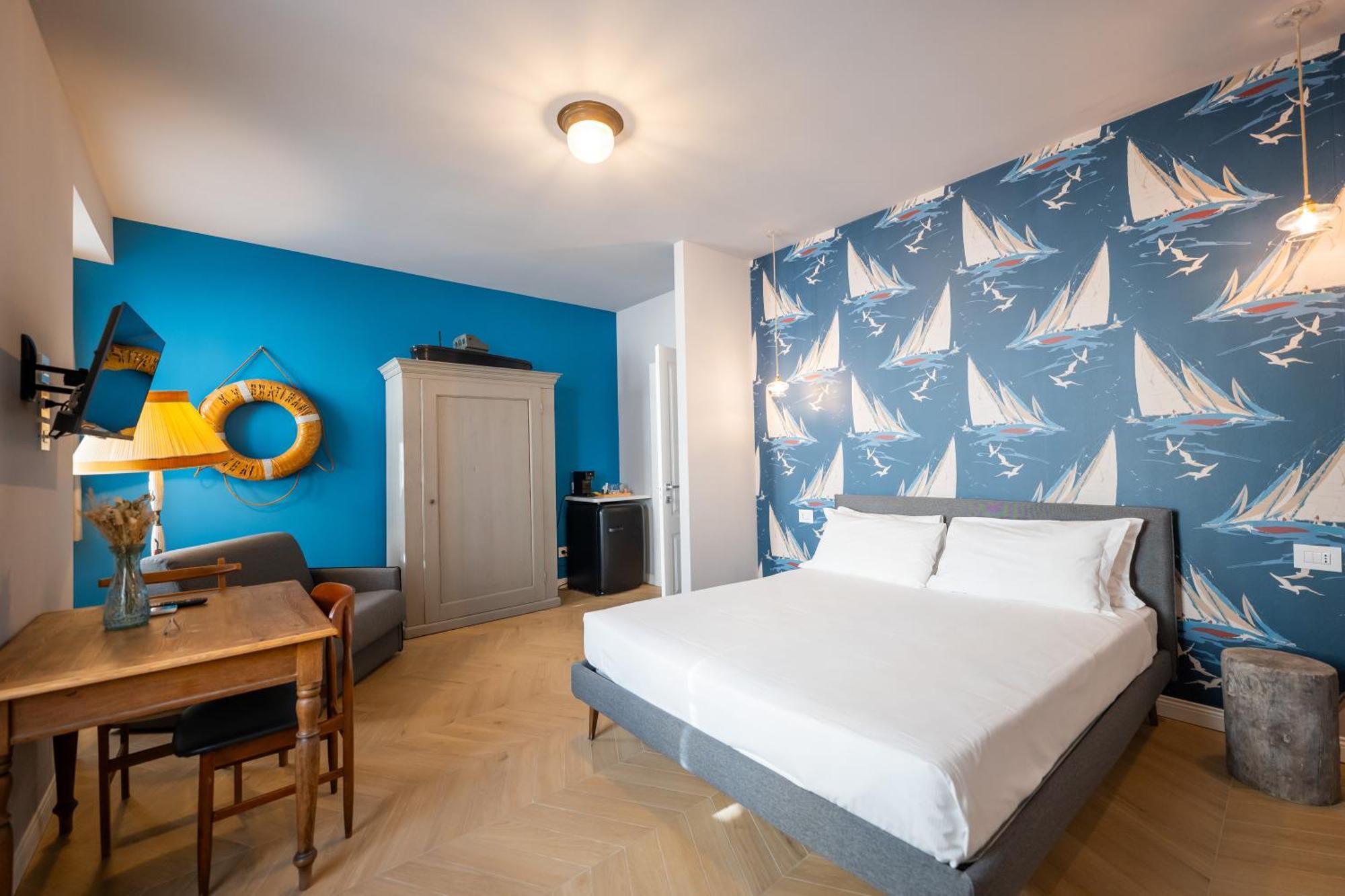 Regina Boutique Suites Trieste Exterior photo